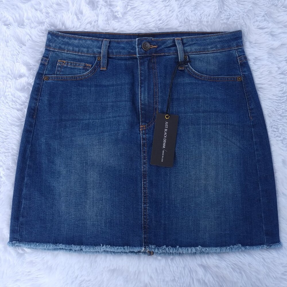 Just Black Dark Wash Denim Frayed Edge Skirt Medium